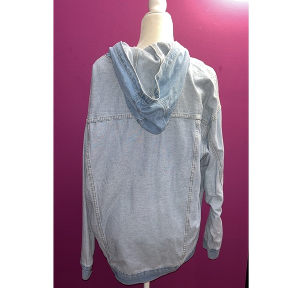 Shein EZwear Flap pocket Drawstring Hooded Light Blue Denim Jacket - Picture 7 of 7